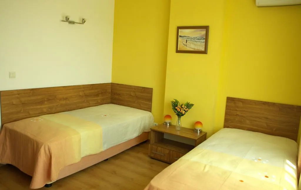 Hotel Sany Primorszko 3*,